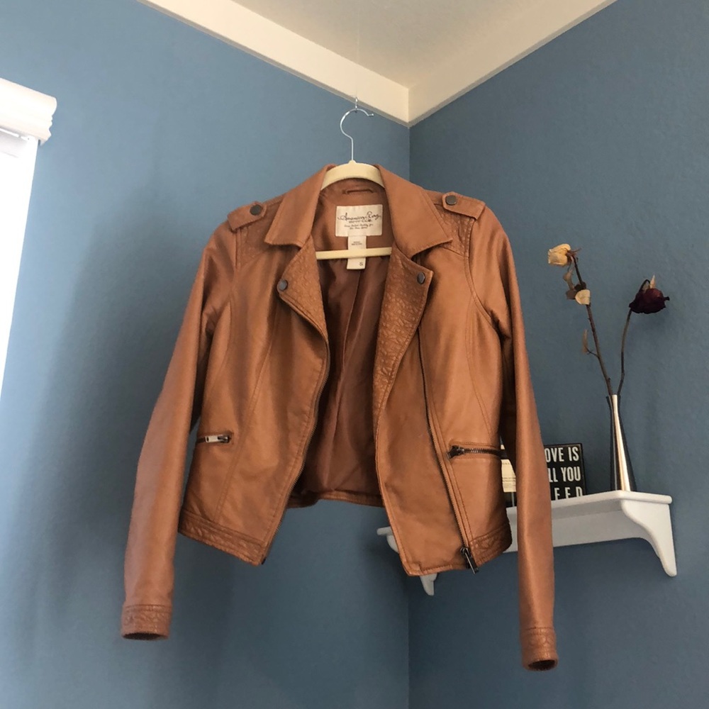 Leather jacket with polyester lining